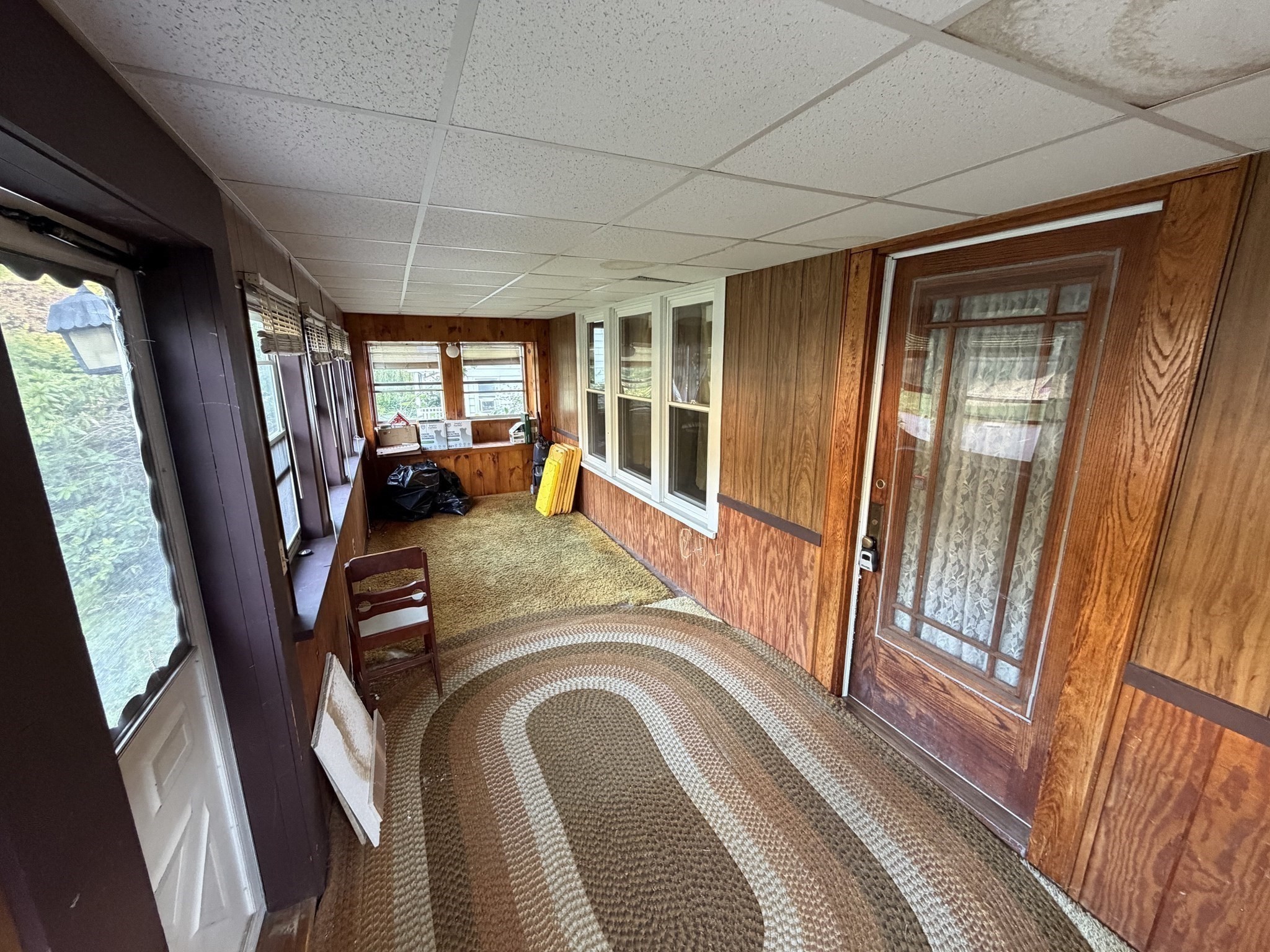 74 Gates Ave Property Photo 3