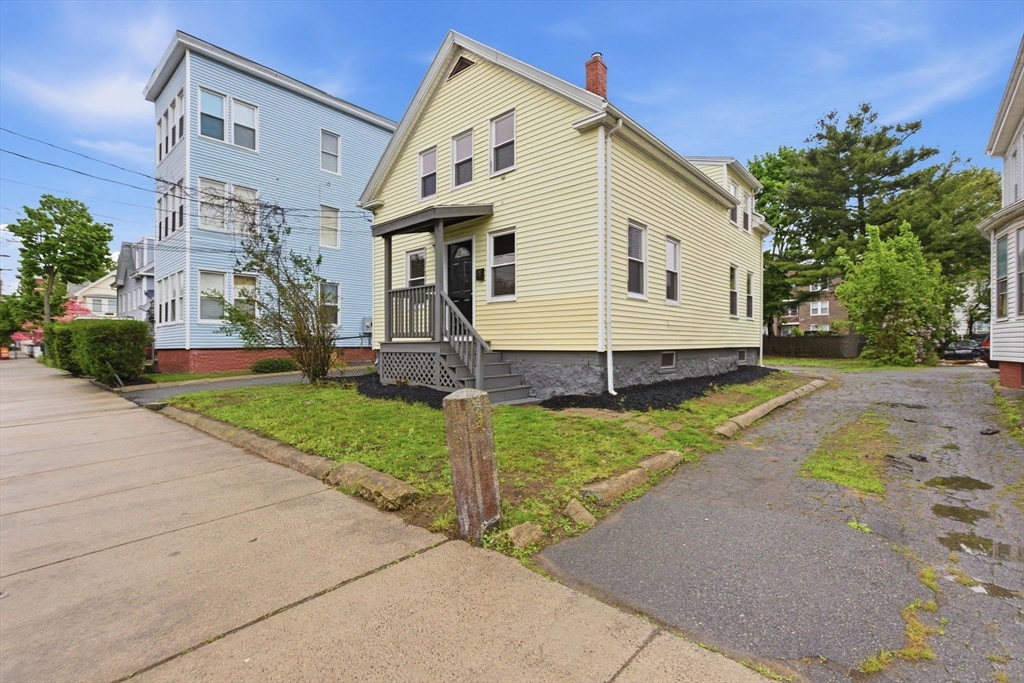 48 Vine St Property Photo 2