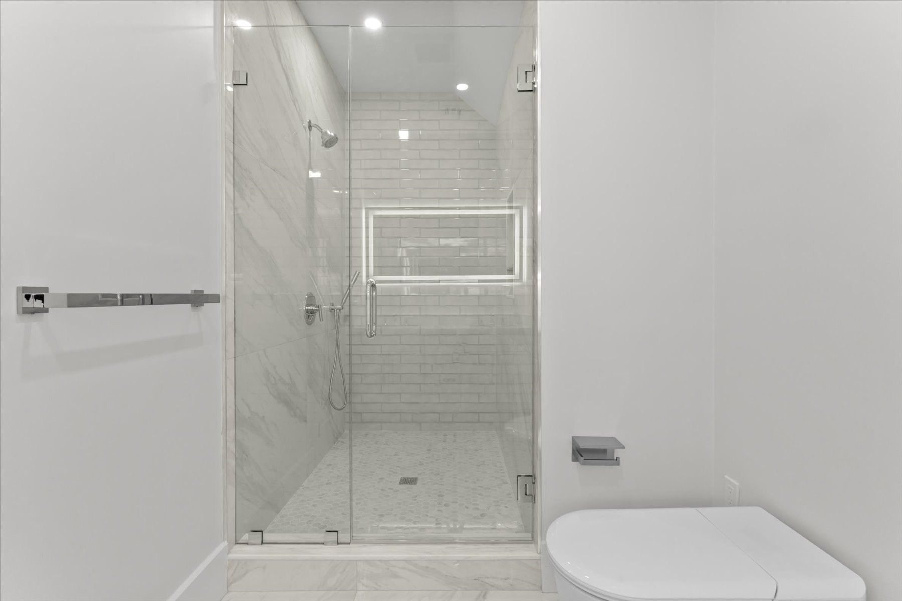 150 Fruit St Property Photo 26
