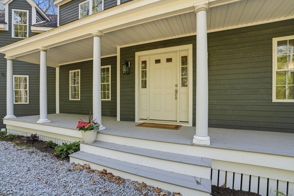 95 Stony Brook Lane Property Photo 4