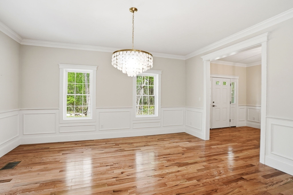 95 Stony Brook Lane Property Photo 8
