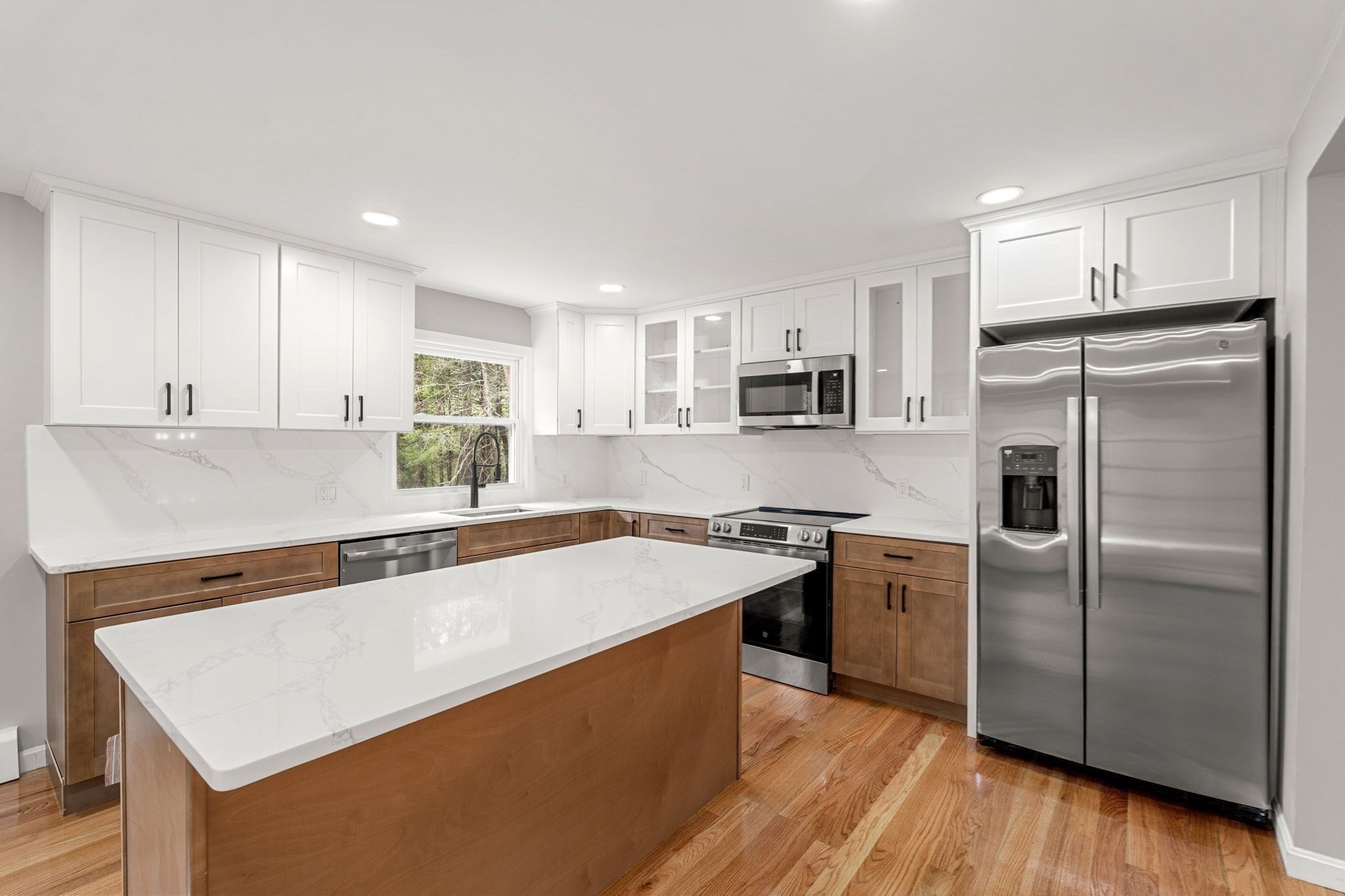 217 Dean St Property Photo 10