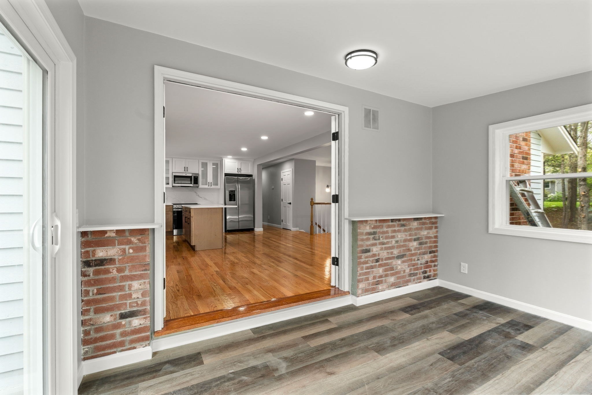 217 Dean St Property Photo 16