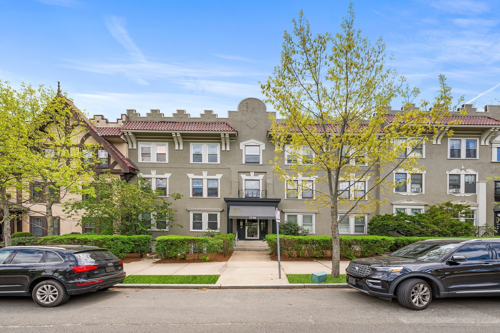 1738 Commonwealth Ave # 4 Property Photo 2
