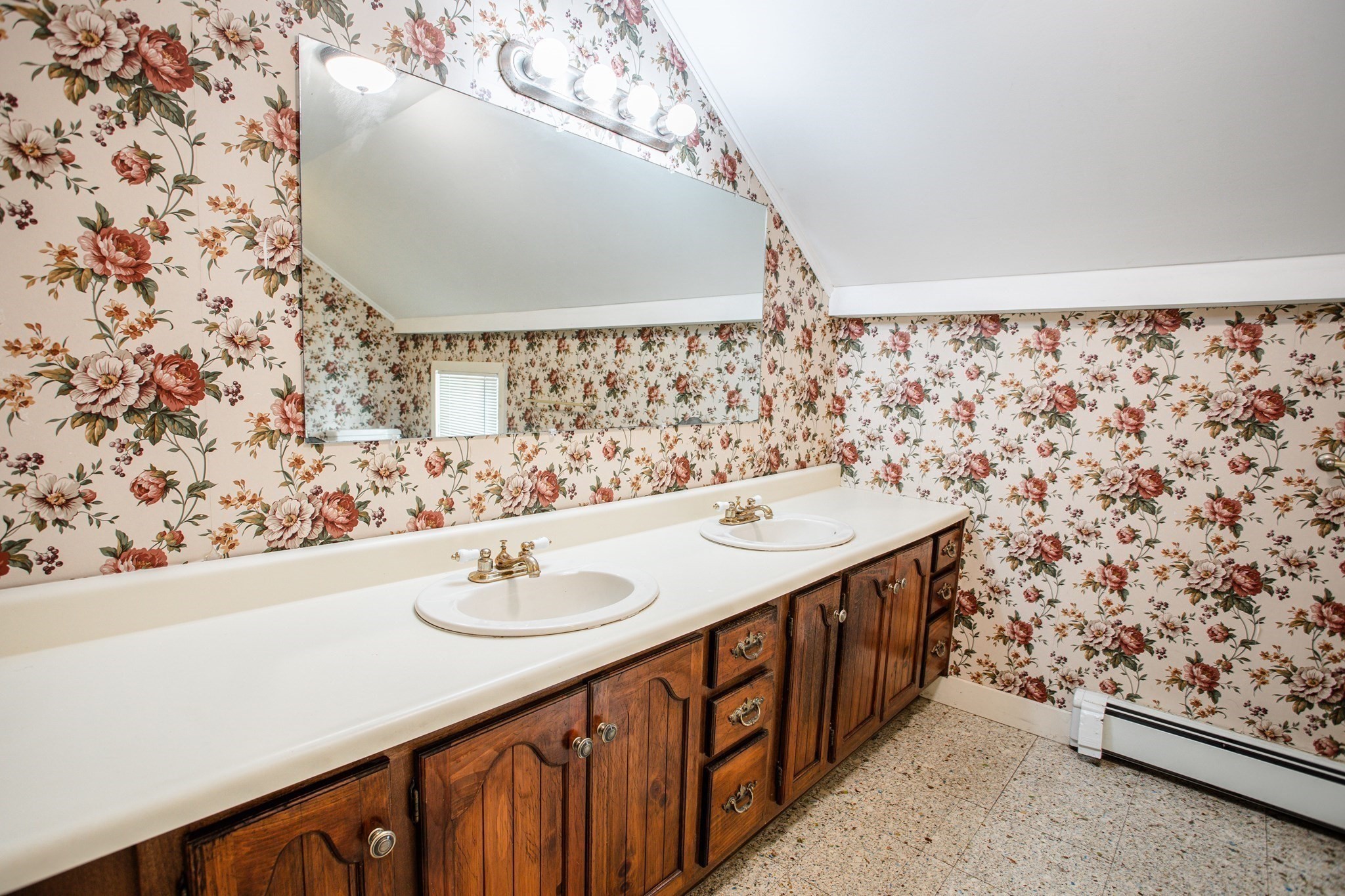 78 Pleasant Street Property Photo 33