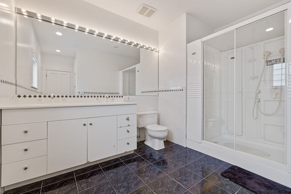 372 Ocean Avenue Property Photo 18