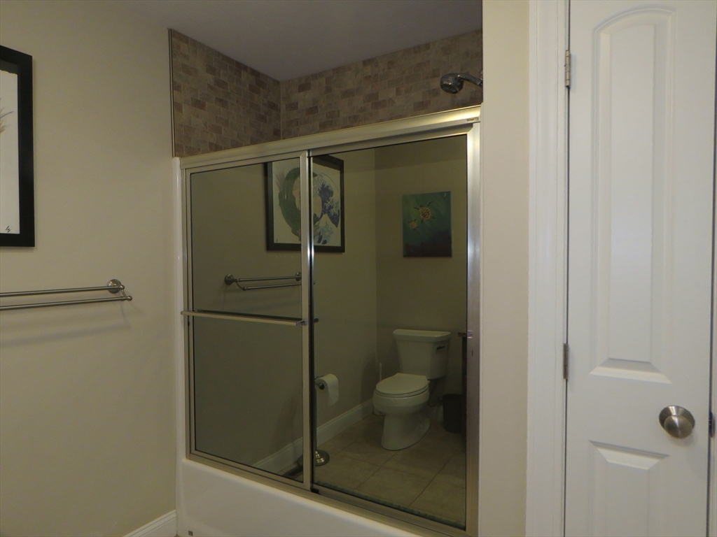 587 Tremont St Property Photo 21