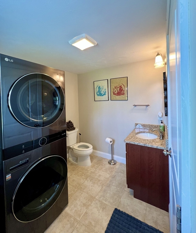 587 Tremont St Property Photo 23