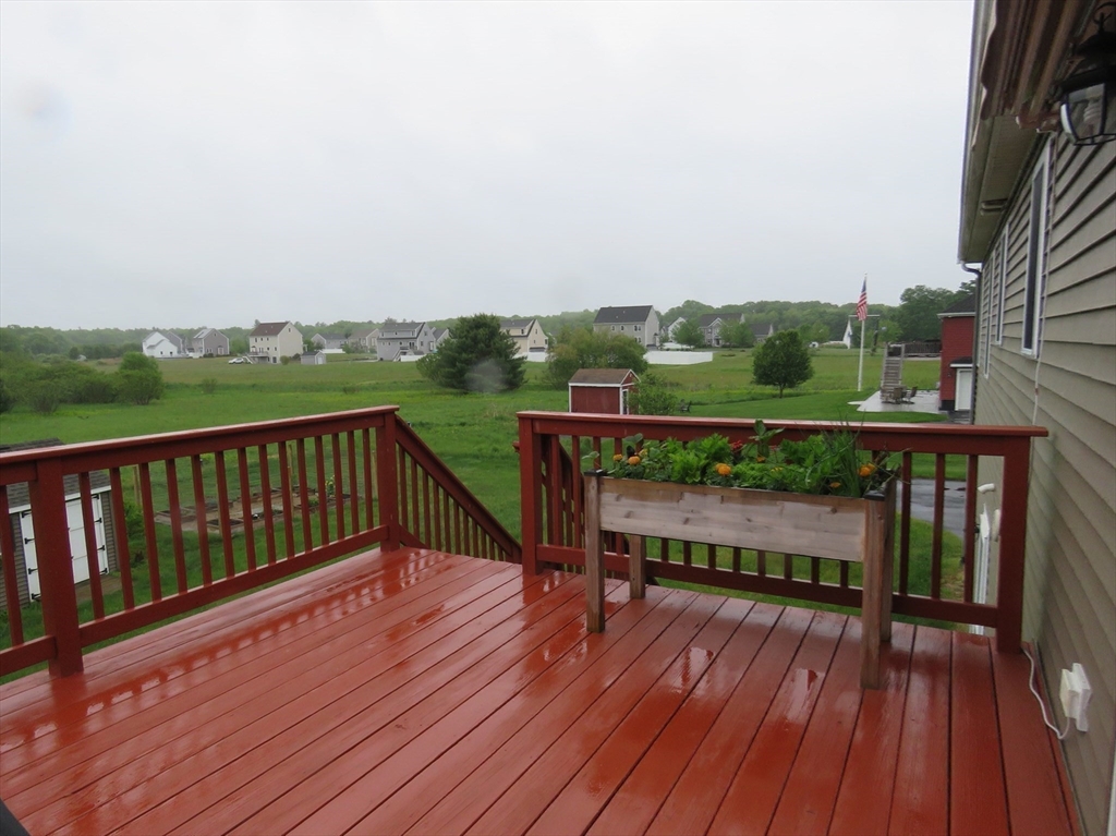 587 Tremont St Property Photo 32