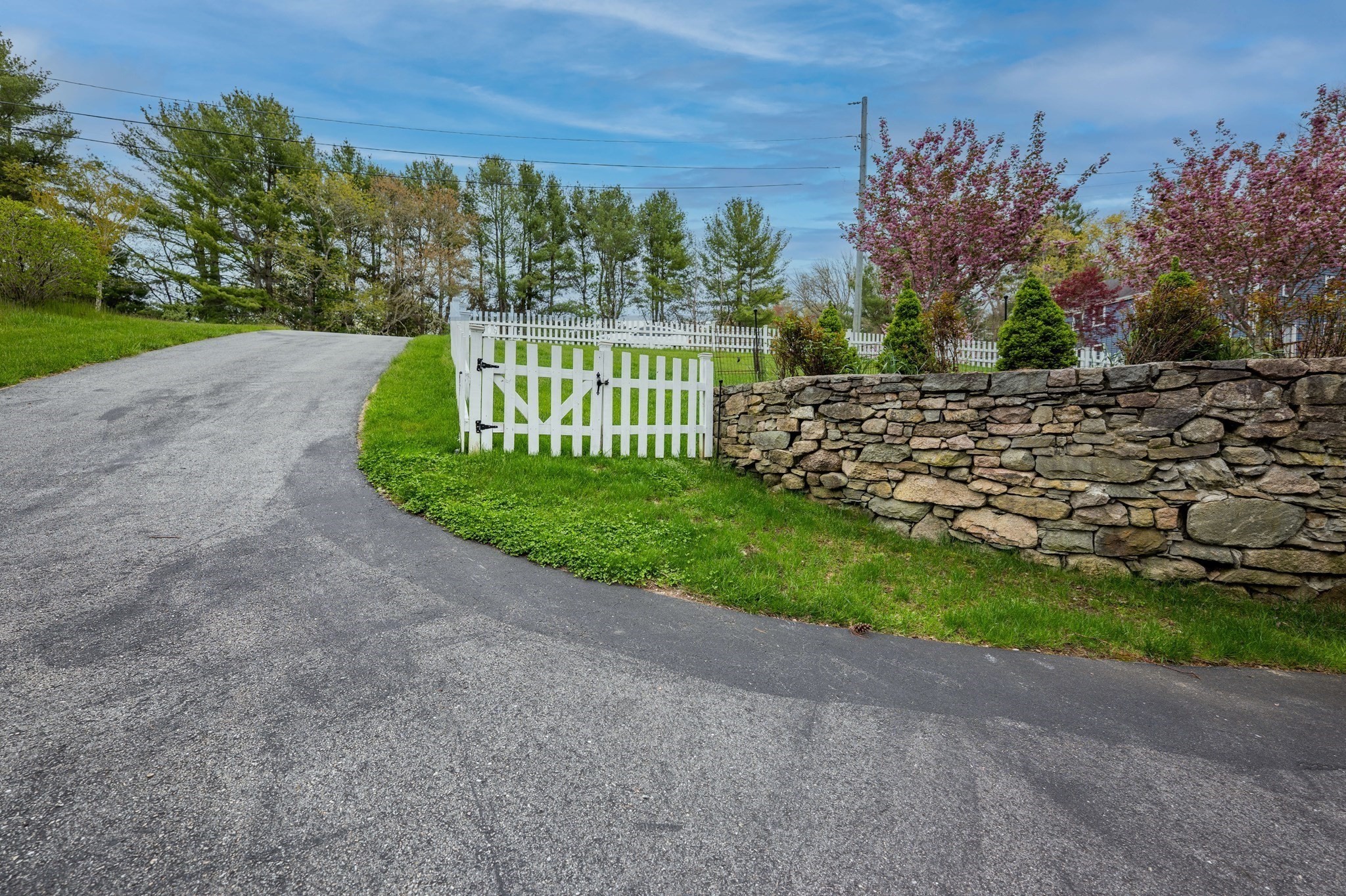 6 Michelle Lane Property Photo 7