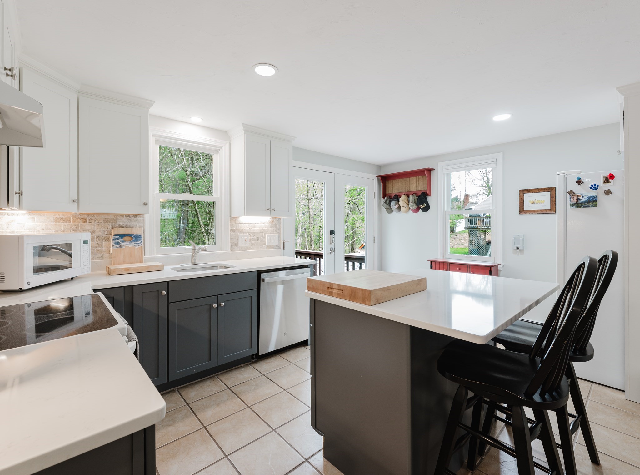6 Michelle Lane Property Photo 13