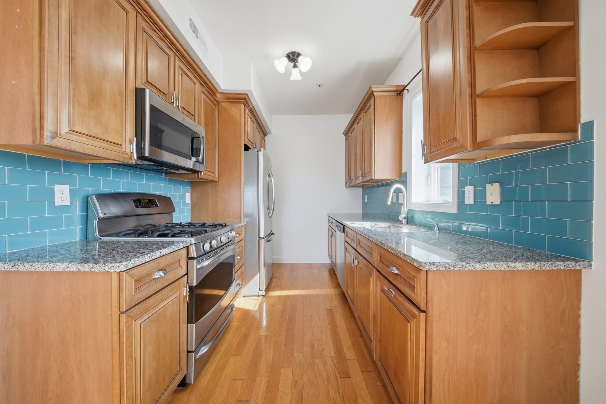233 Beach Rd # A11 Property Photo 10