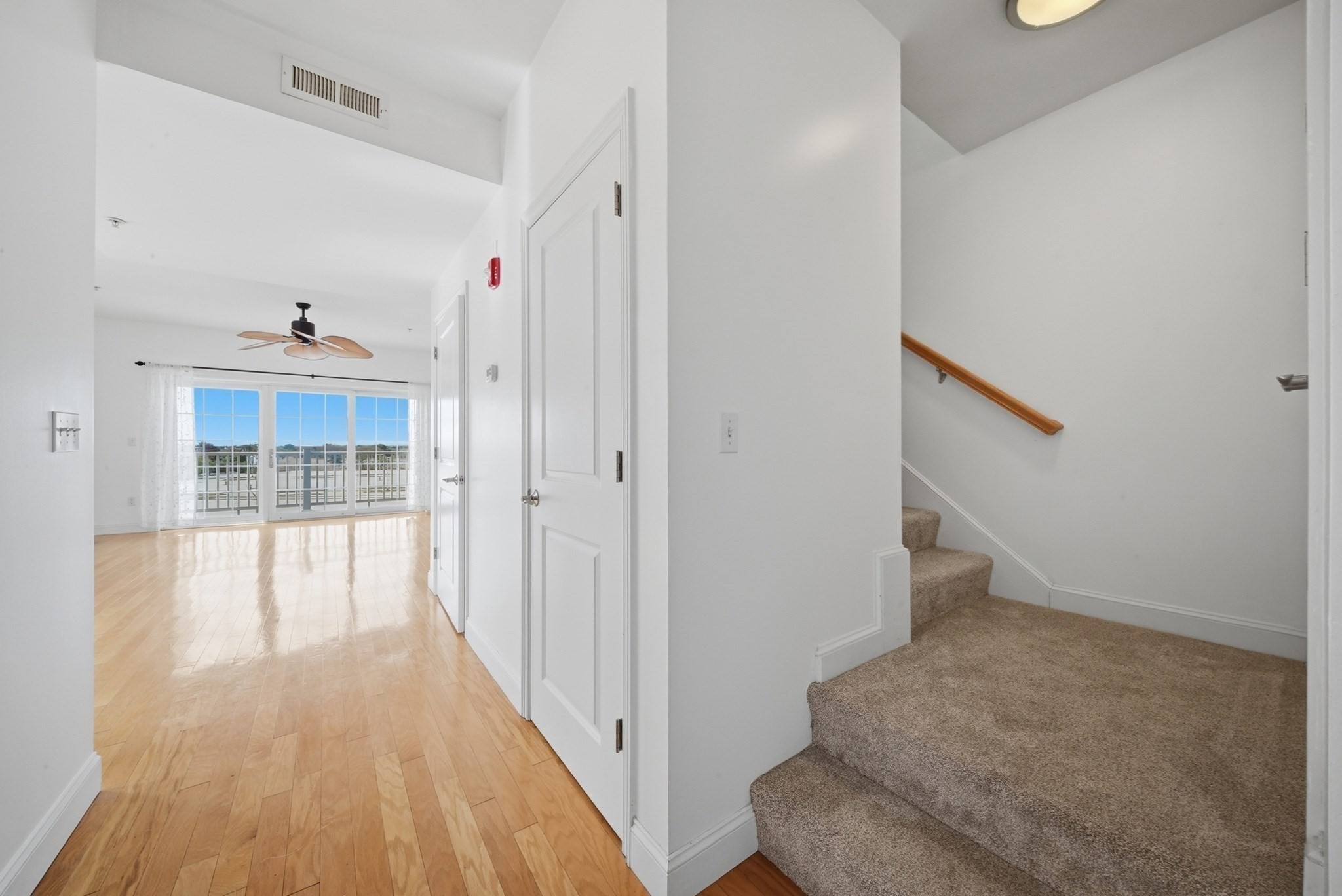 233 Beach Rd # A11 Property Photo 11