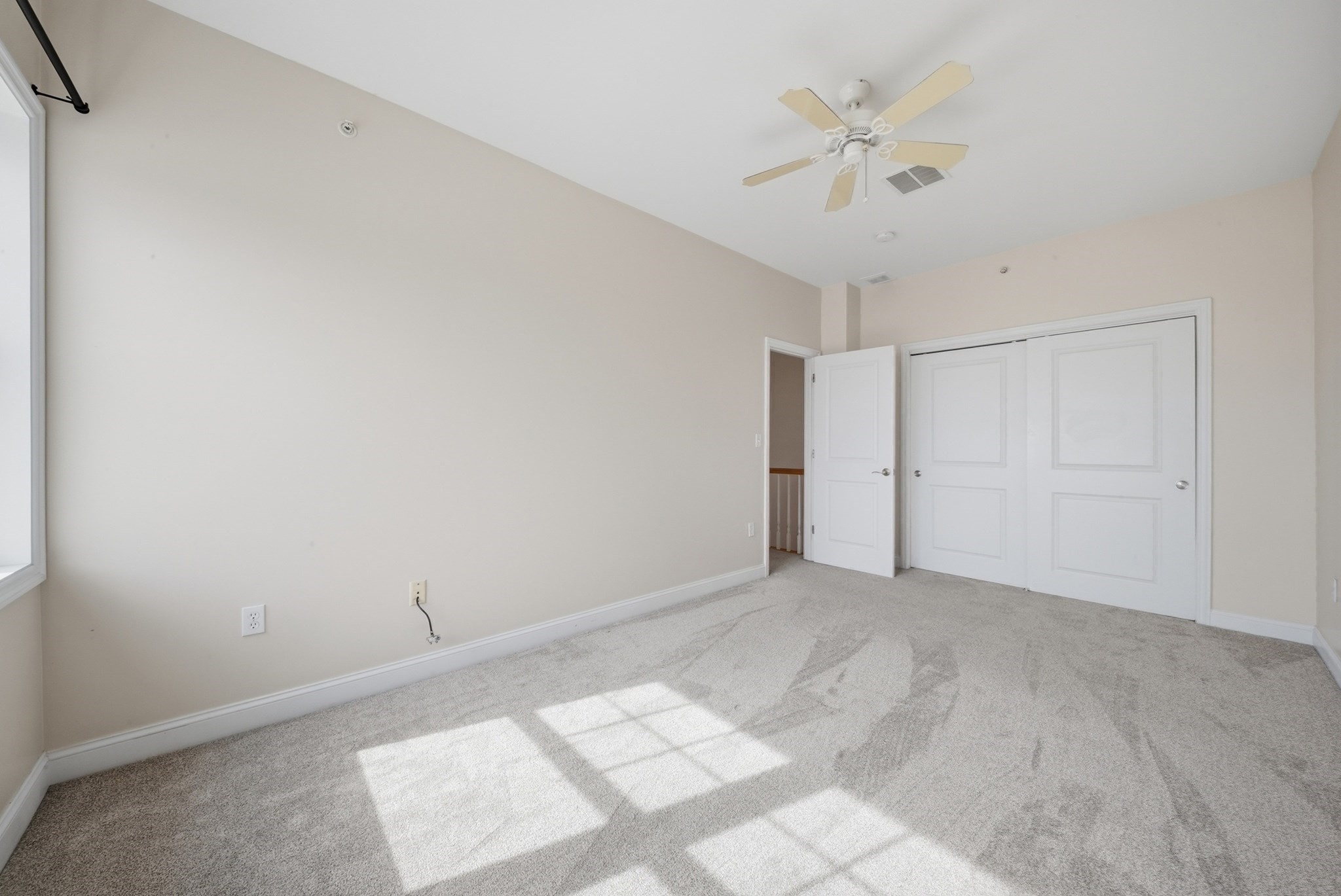 233 Beach Rd # A11 Property Photo 24