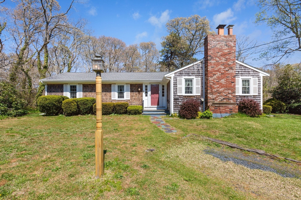 1230 Massasoit Road Property Photo 4