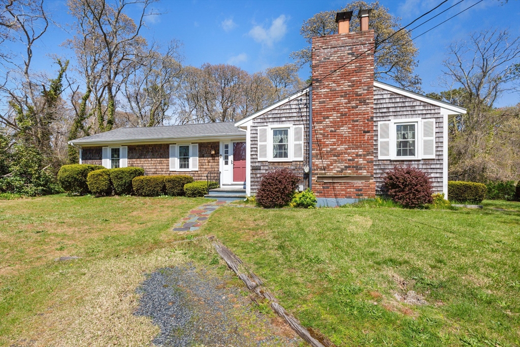 1230 Massasoit Road Property Photo 5