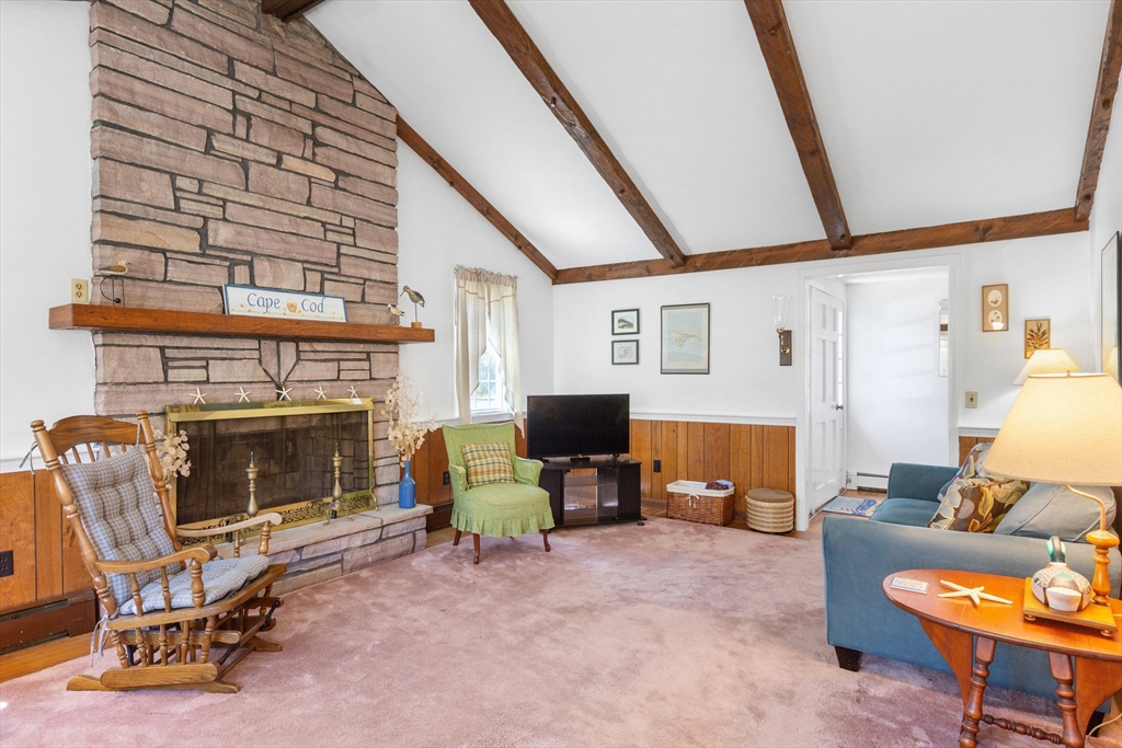 1230 Massasoit Road Property Photo 10