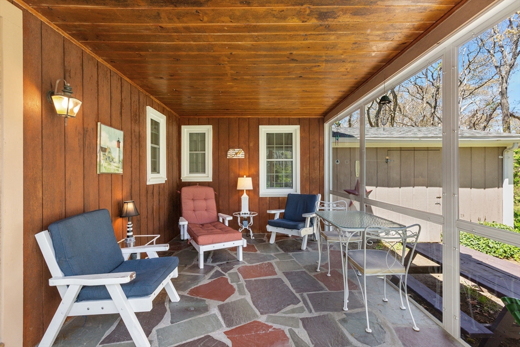 1230 Massasoit Road Property Photo 29