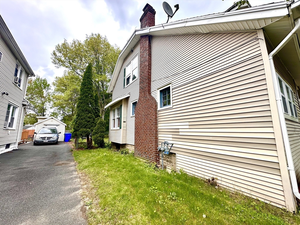 107 Dorset St Property Photo 3