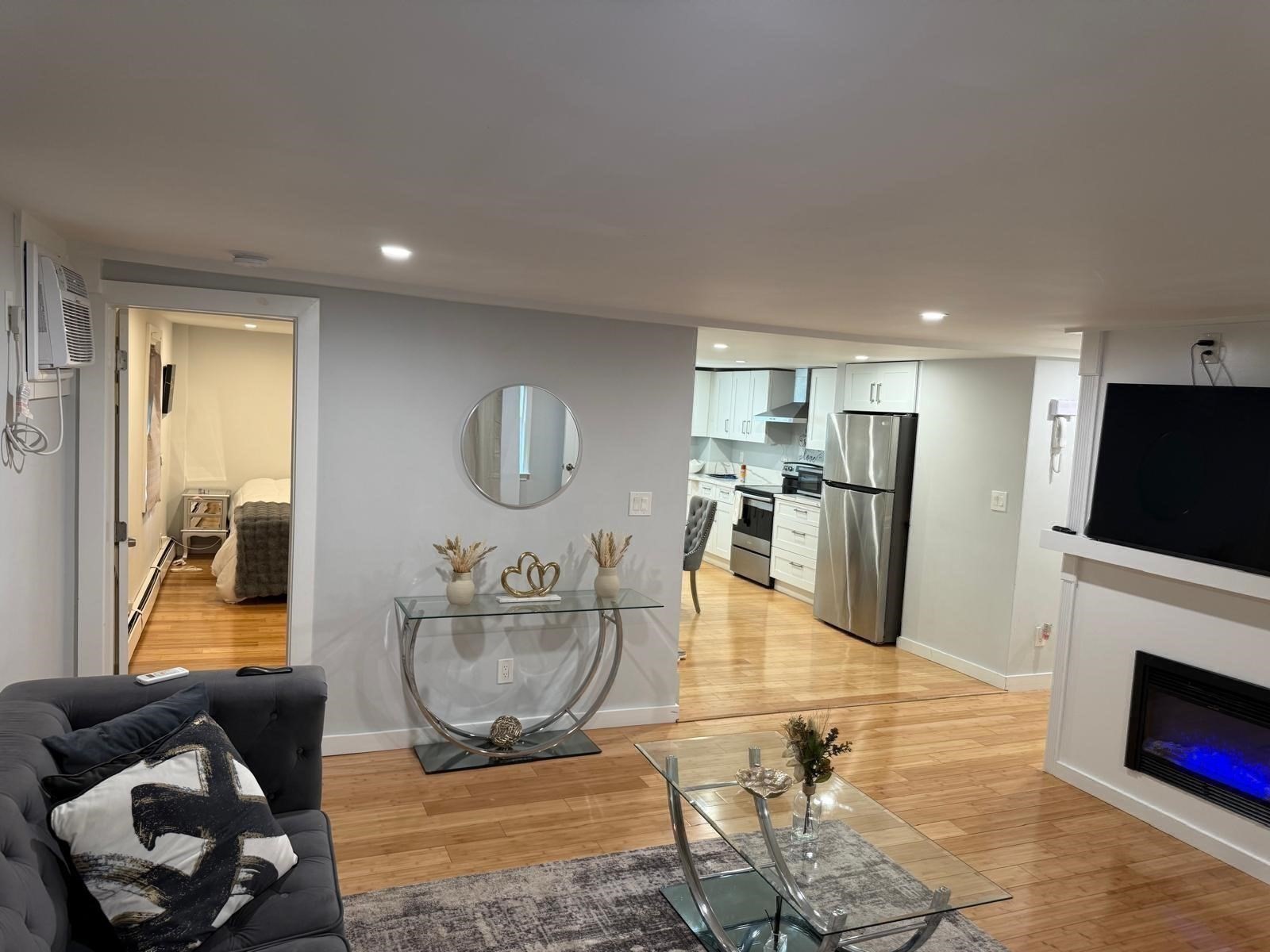 345 West St Property Photo 19
