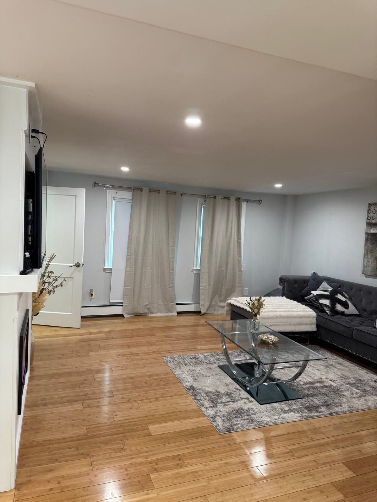 345 West St Property Photo 22