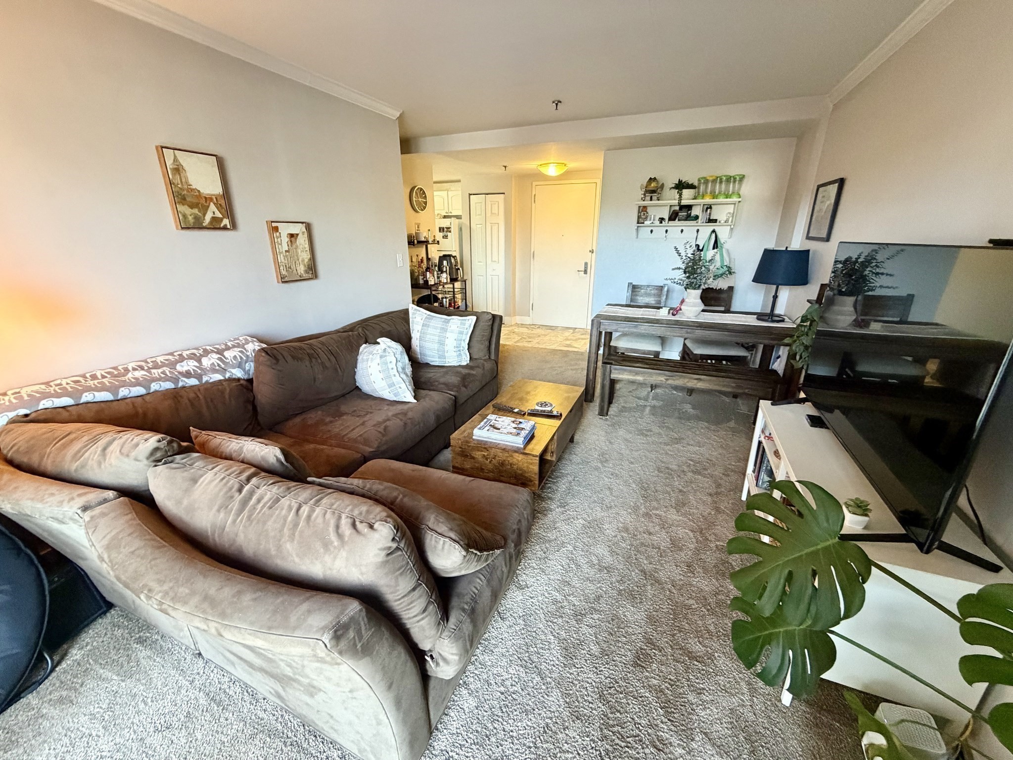 15 N Beacon St # 104 Property Photo 2