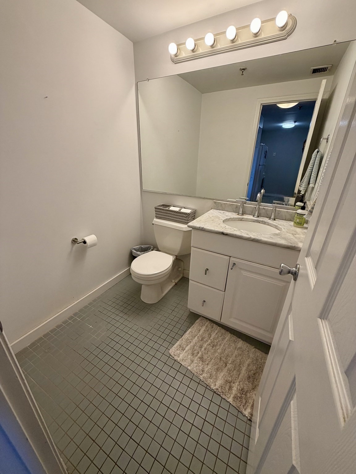 15 N Beacon St # 104 Property Photo 3