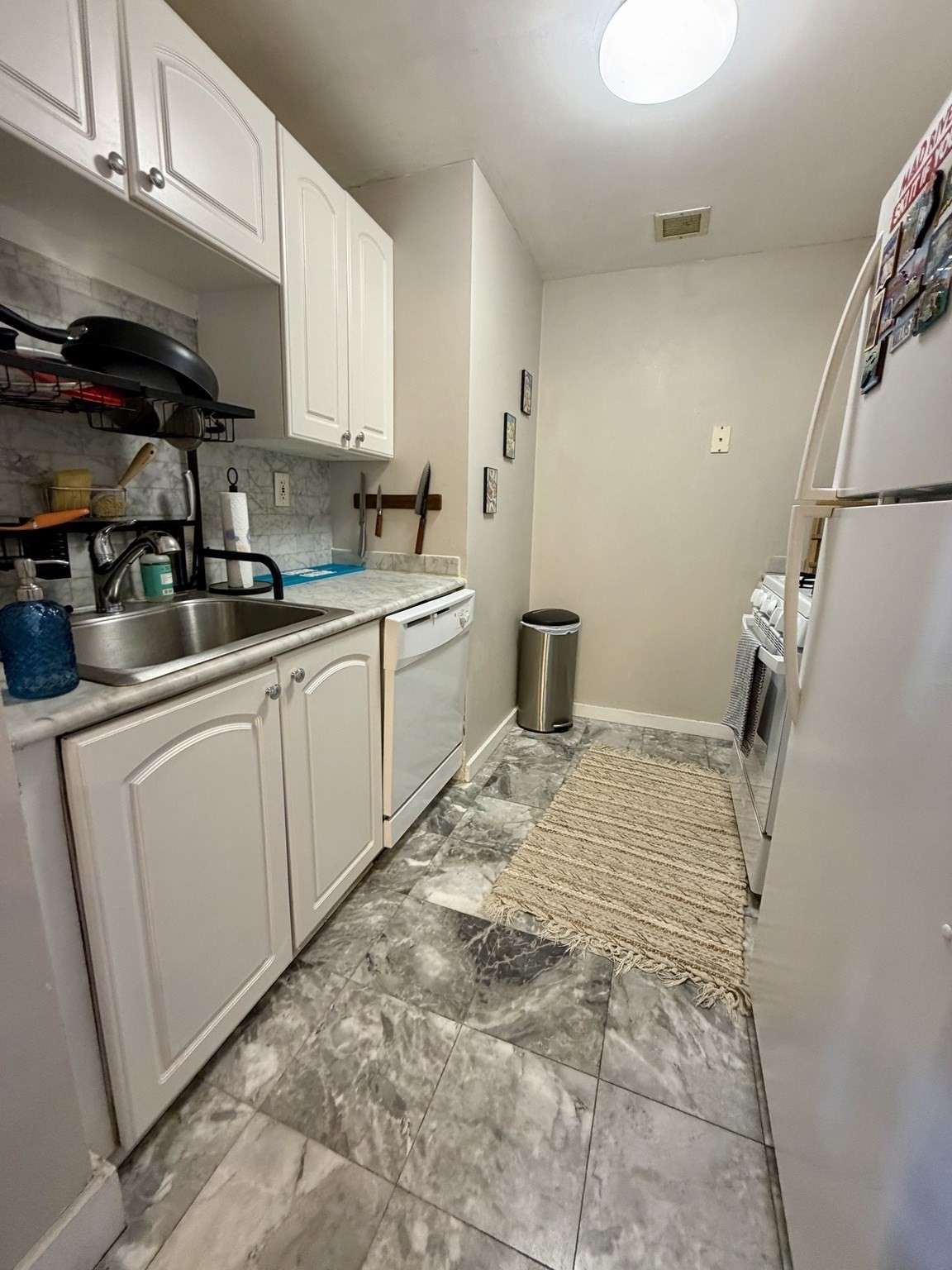 15 N Beacon St # 104 Property Photo 6