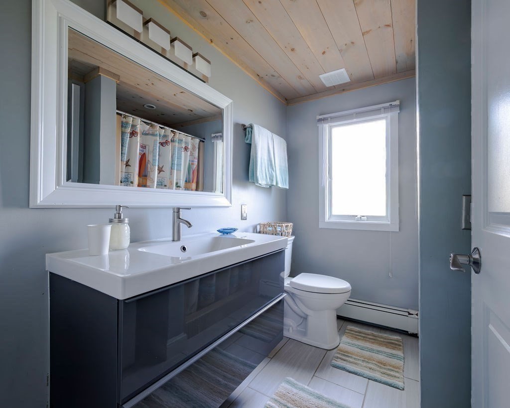 9 Kinnikinnick Road Property Photo 13