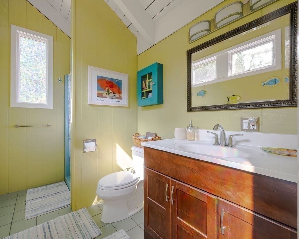 9 Kinnikinnick Road Property Photo 19