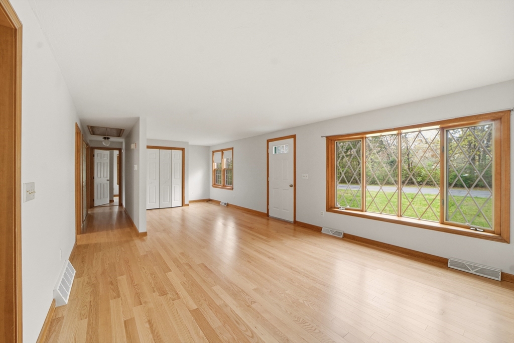4 Bourne Hay Road Property Photo 4