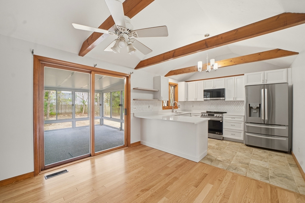 4 Bourne Hay Road Property Photo 6