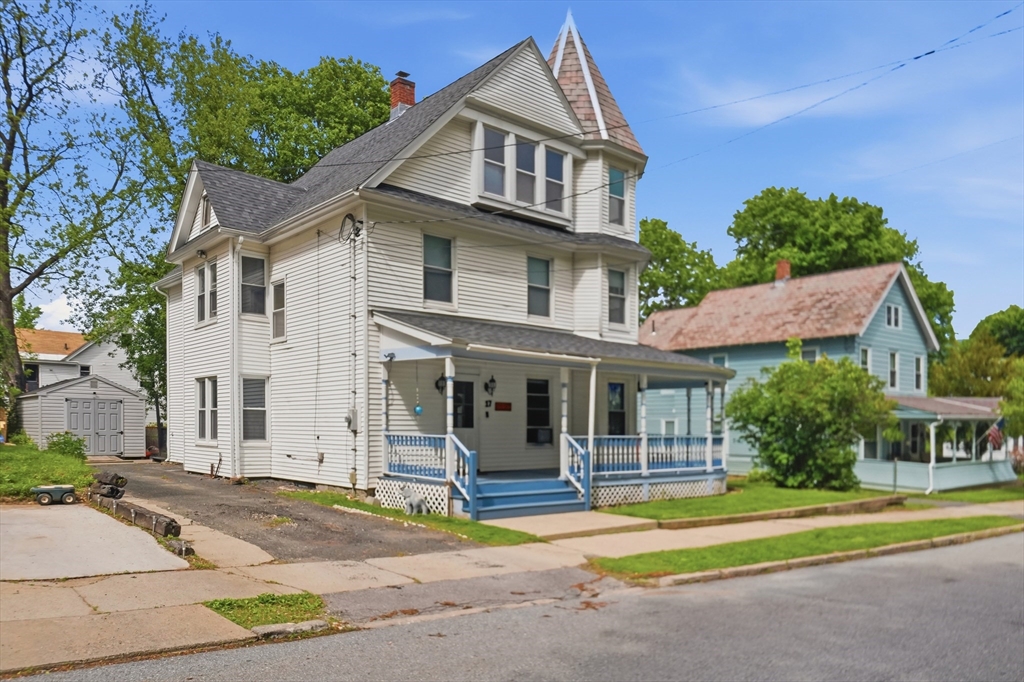 17 Bobs Hl Property Photo 2