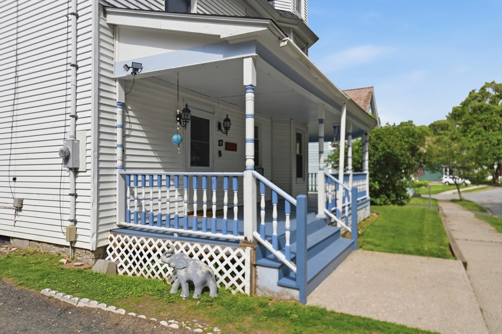 17 Bobs Hl Property Photo 6