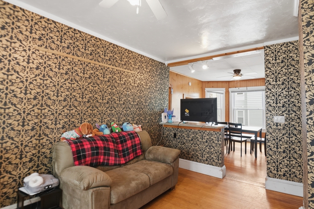 17 Bobs Hl Property Photo 12
