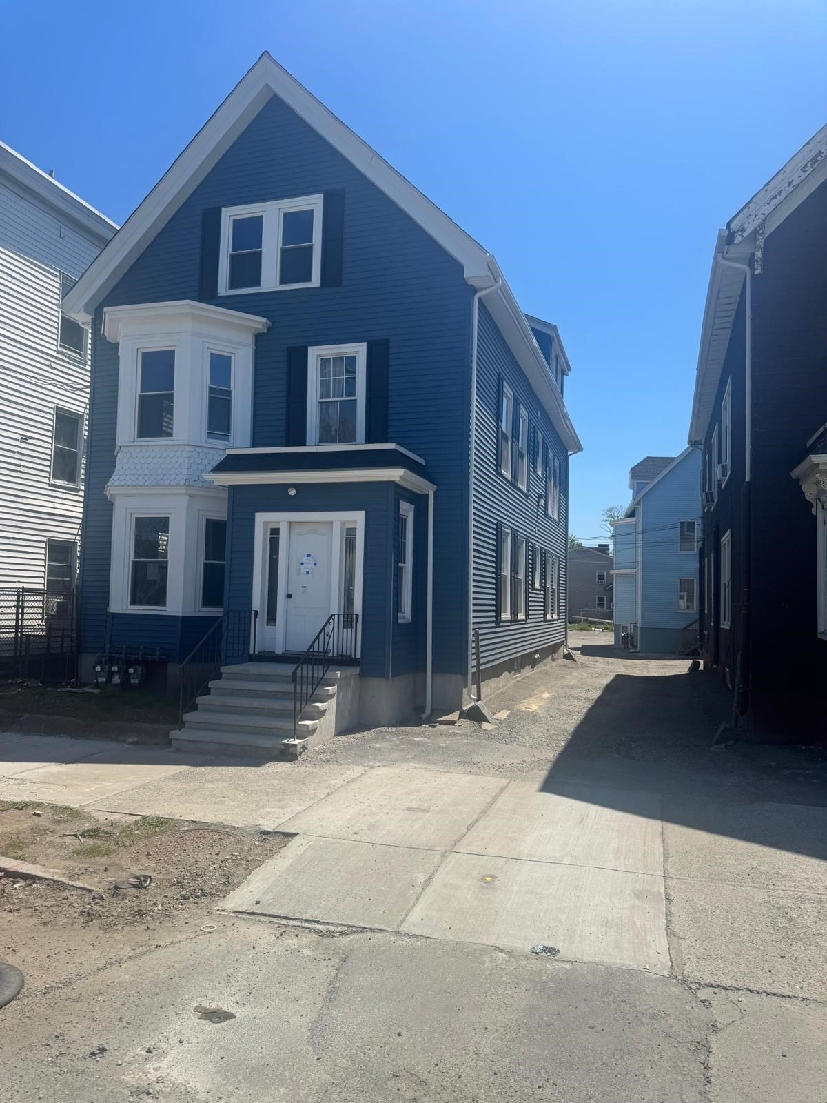 140 S Common St # 3 Property Photo 1