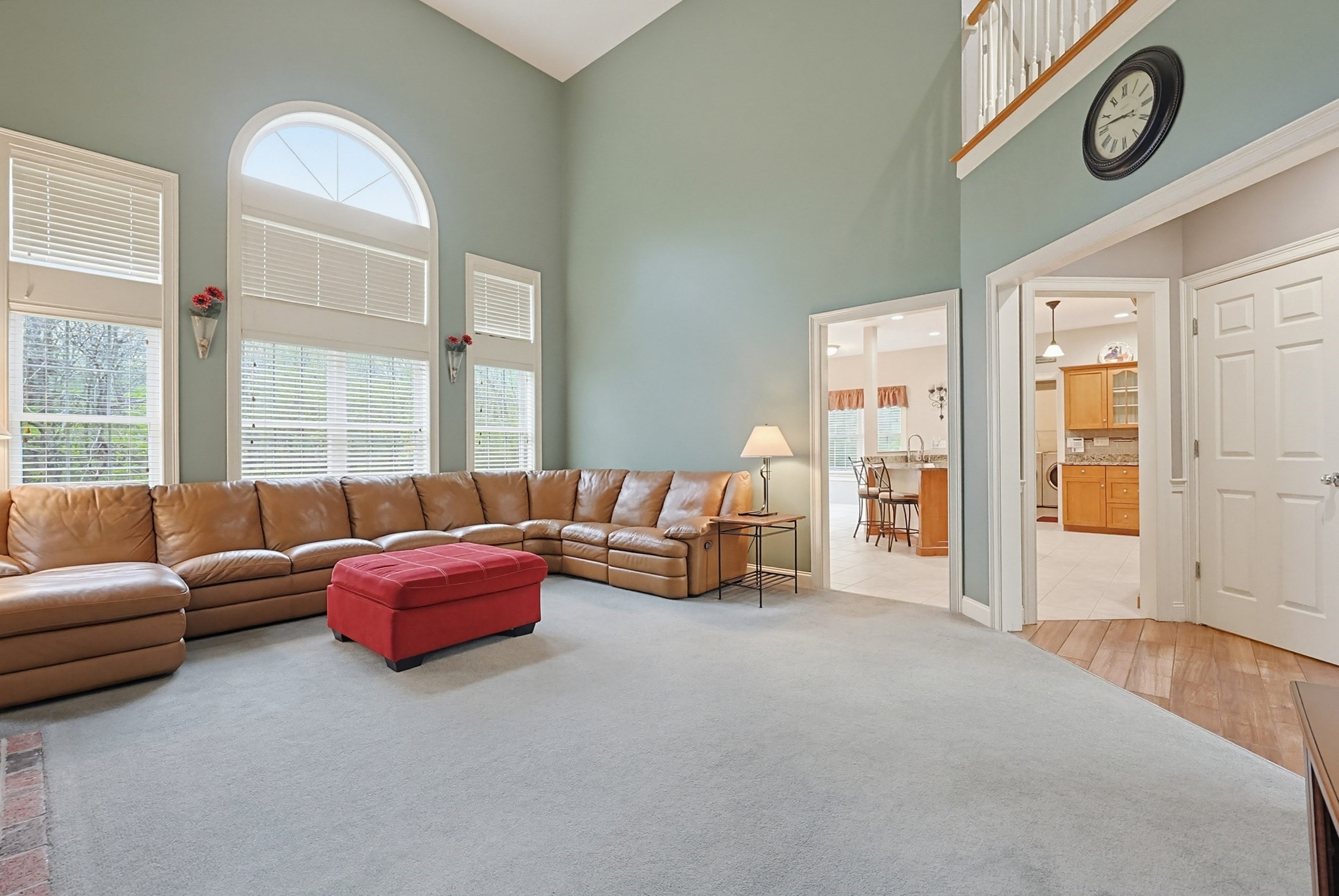 10 Essex St Property Photo 17