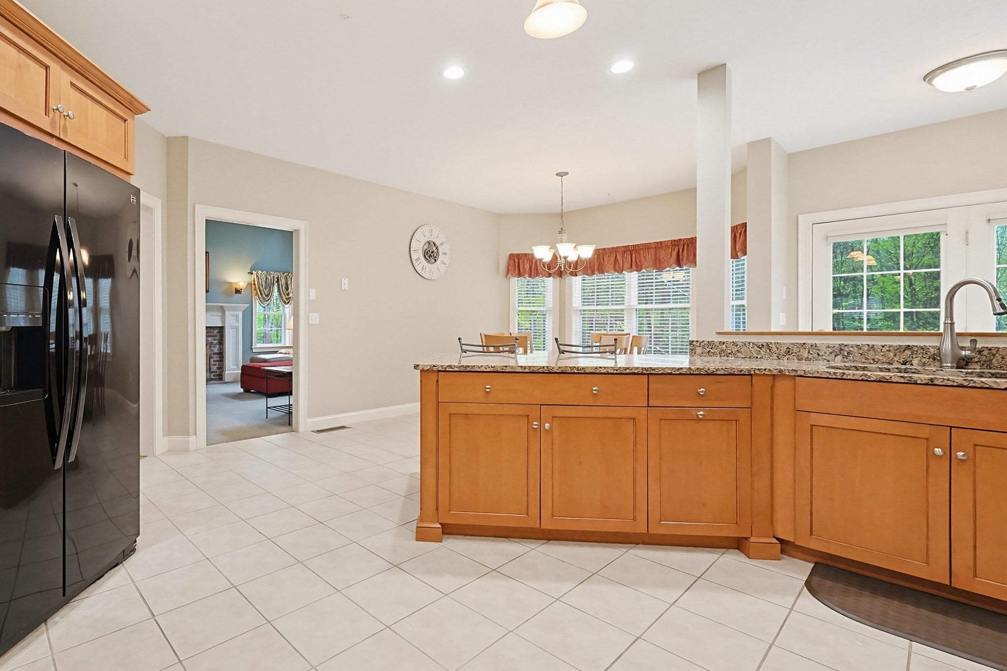 10 Essex St Property Photo 26