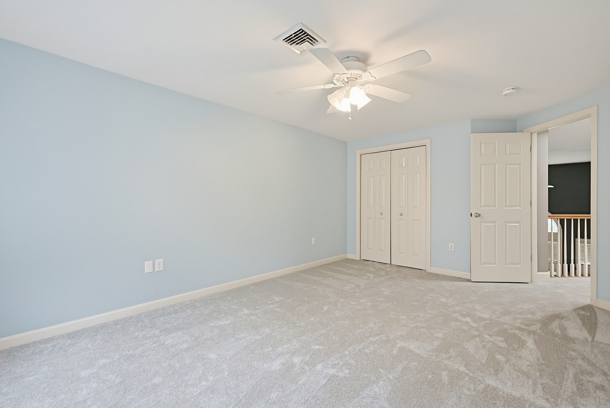10 Essex St Property Photo 32