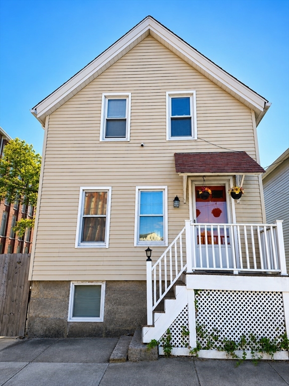 1 Thatcher St Property Photo 1