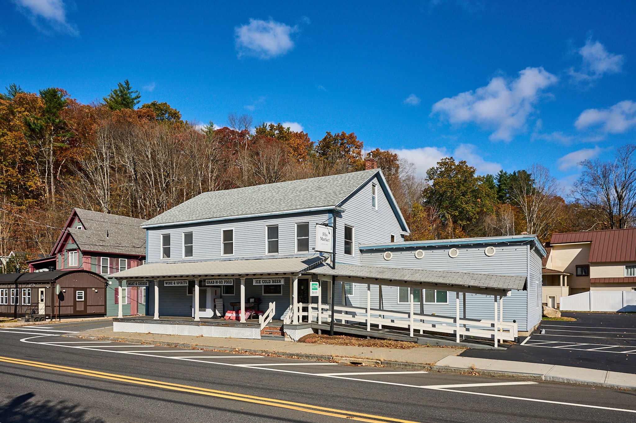 5 W Main St