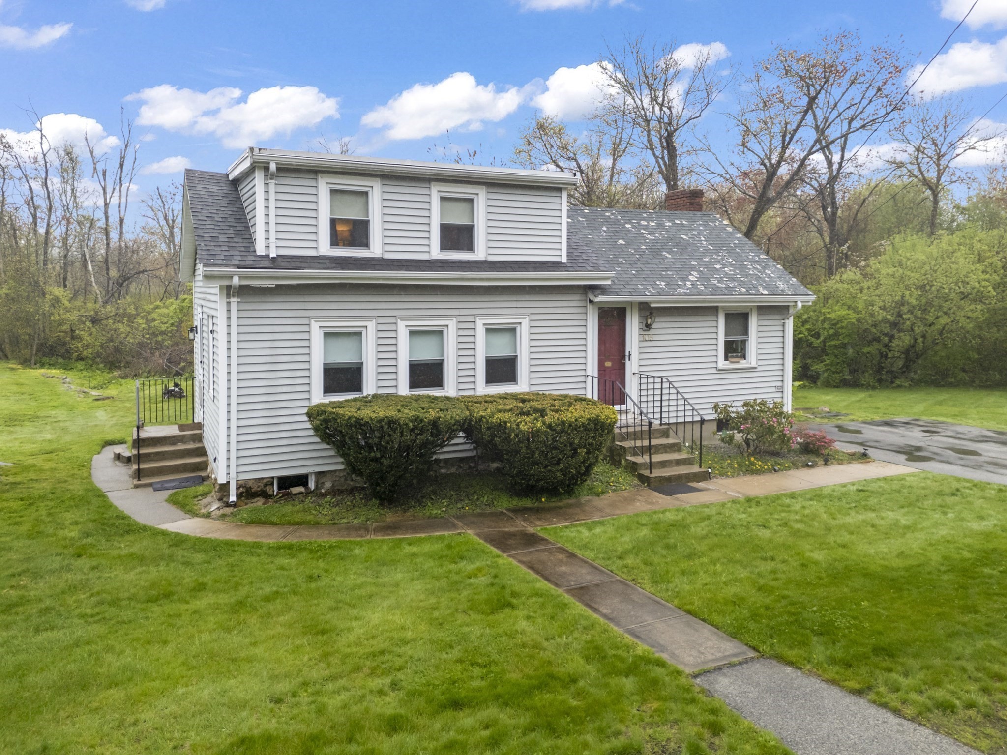 105 Ann Vinal Rd Property Photo 3