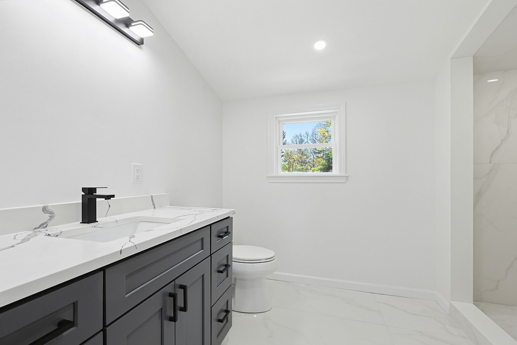 175 Pleasant St Property Photo 31