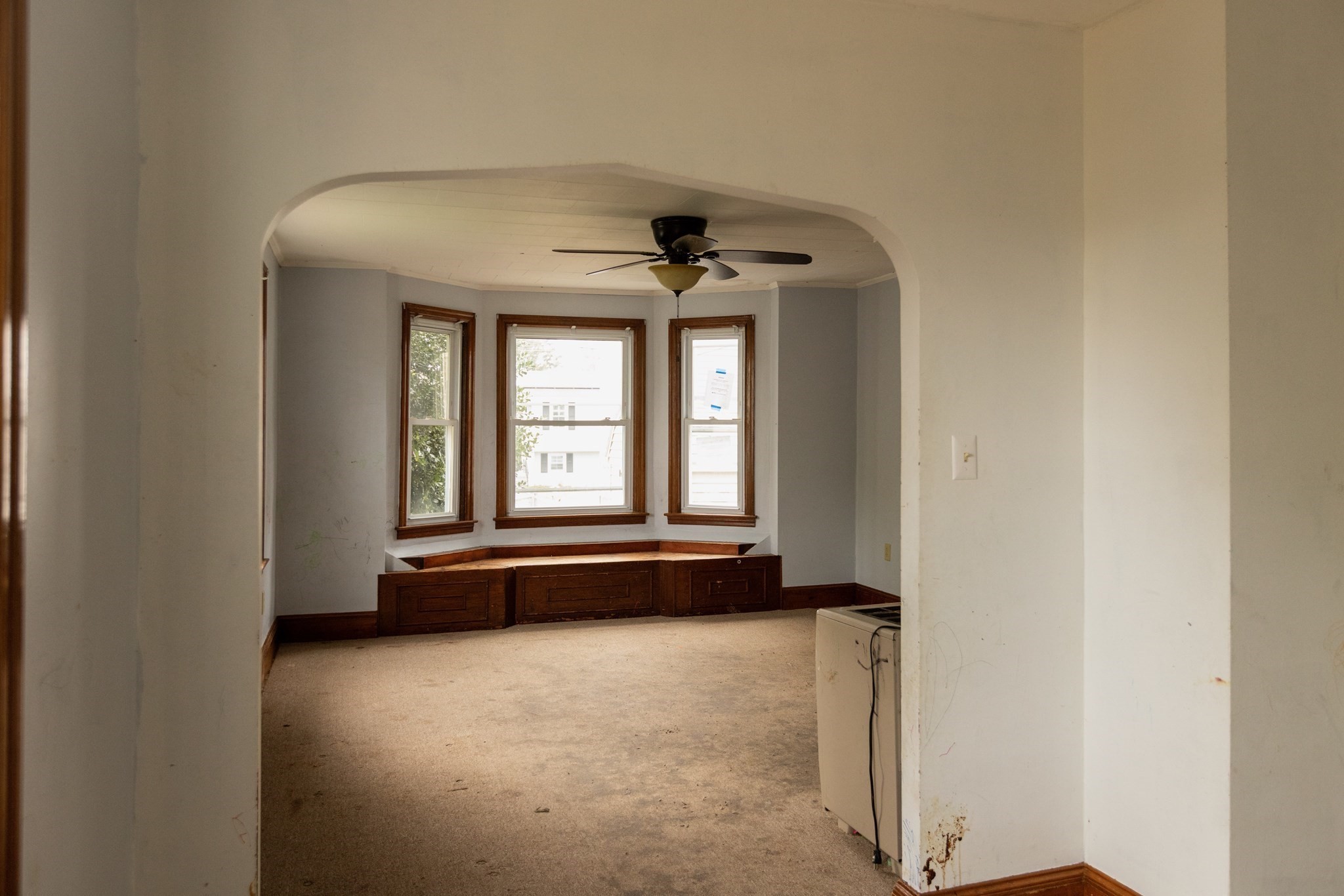 518 Snell St Property Photo 5