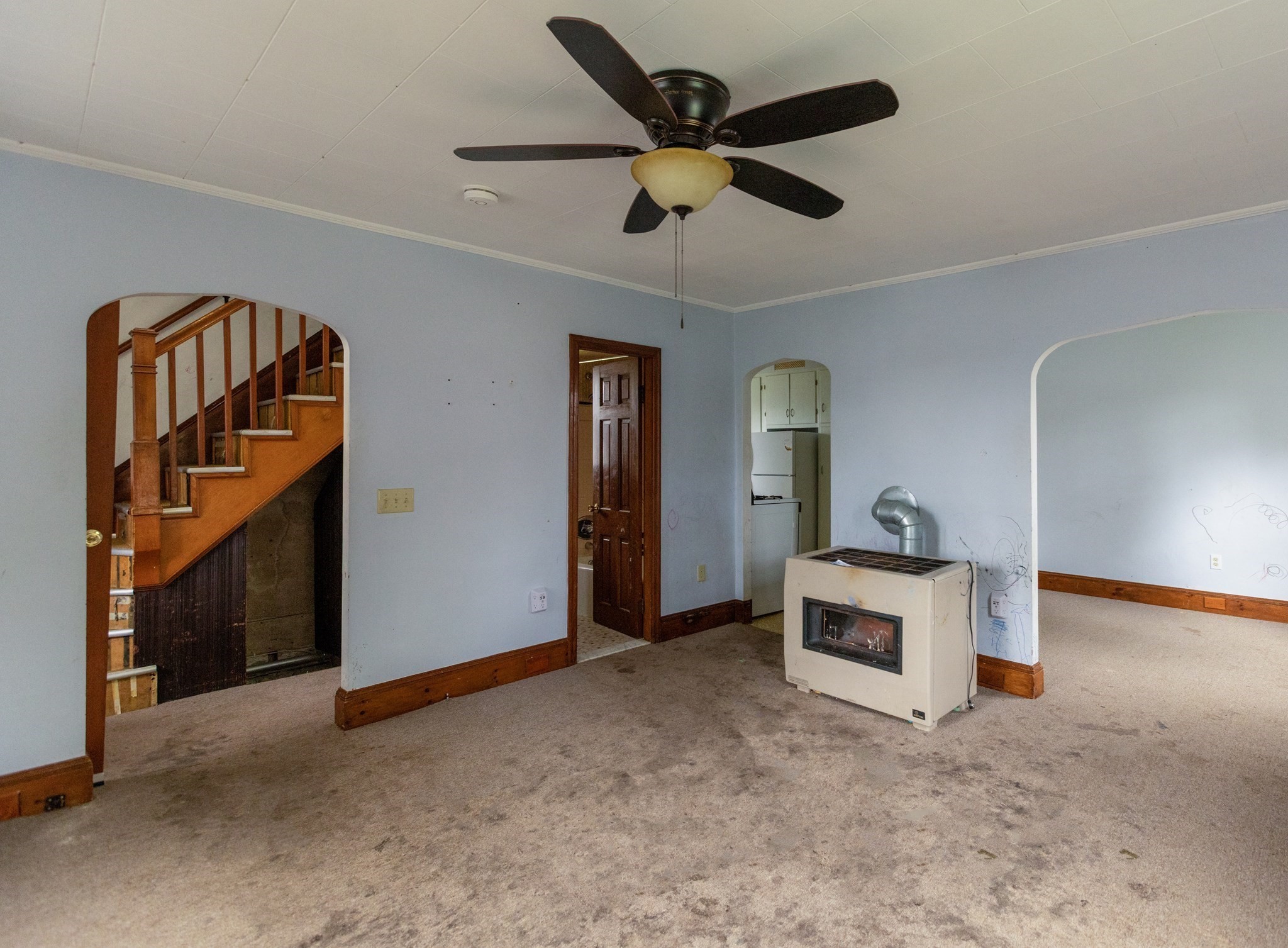 518 Snell St Property Photo 7