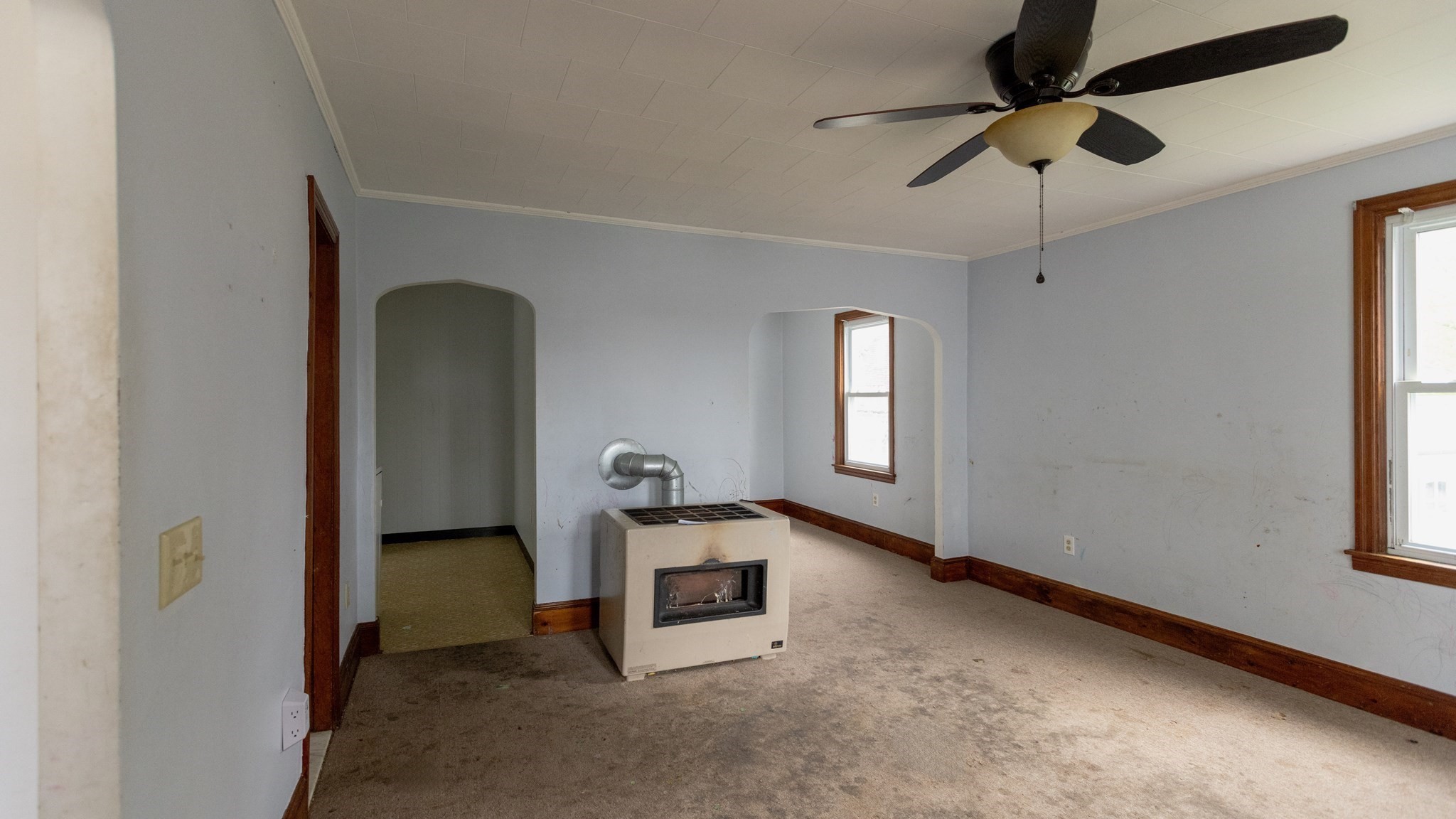 518 Snell St Property Photo 8