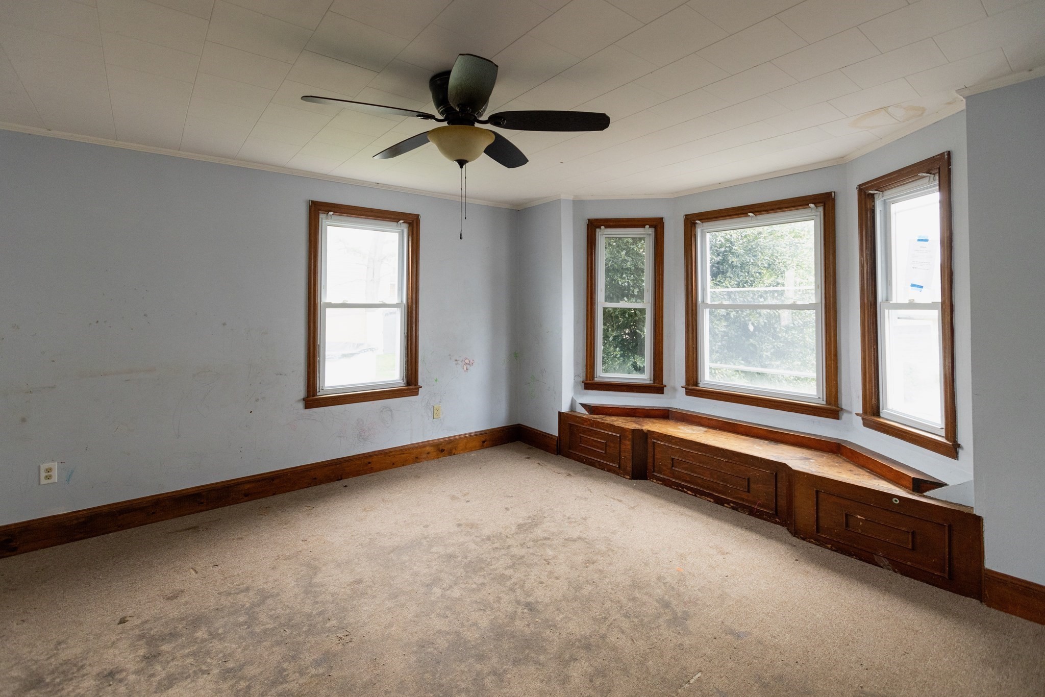 518 Snell St Property Photo 12