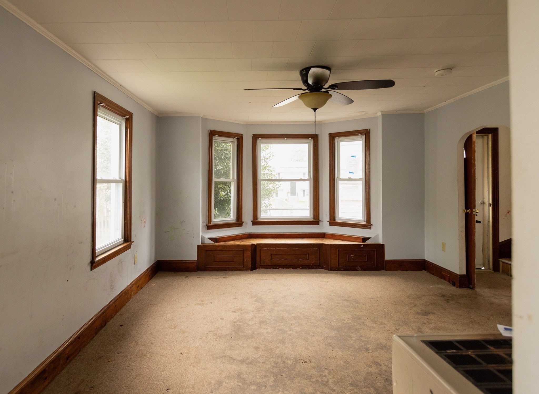 518 Snell St Property Photo 13