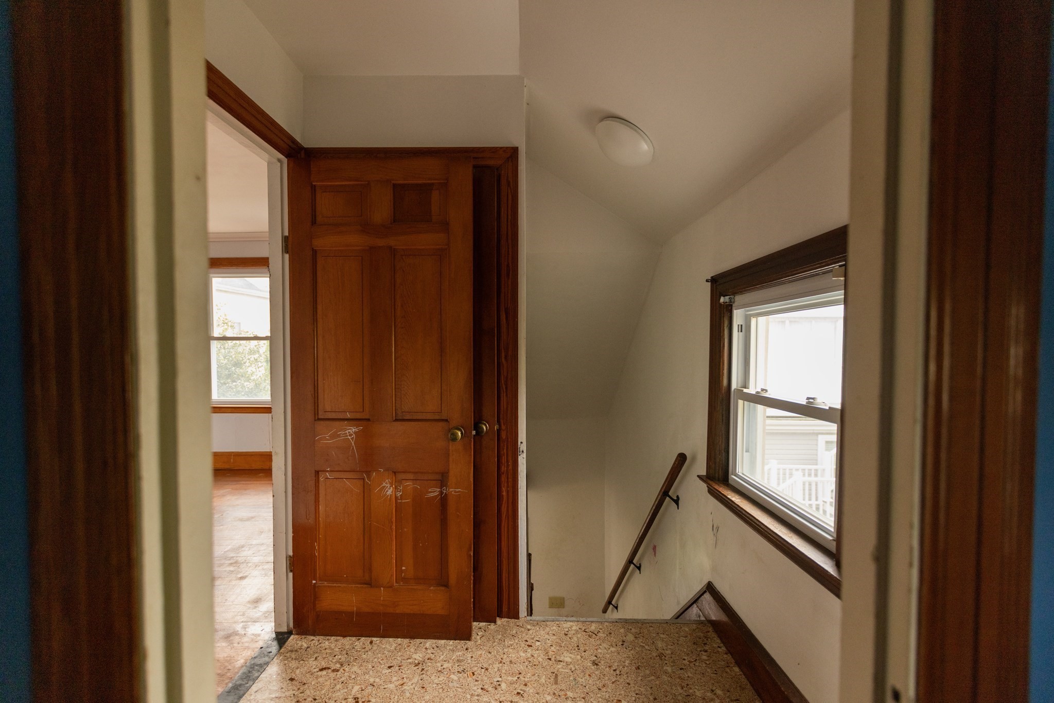 518 Snell St Property Photo 17