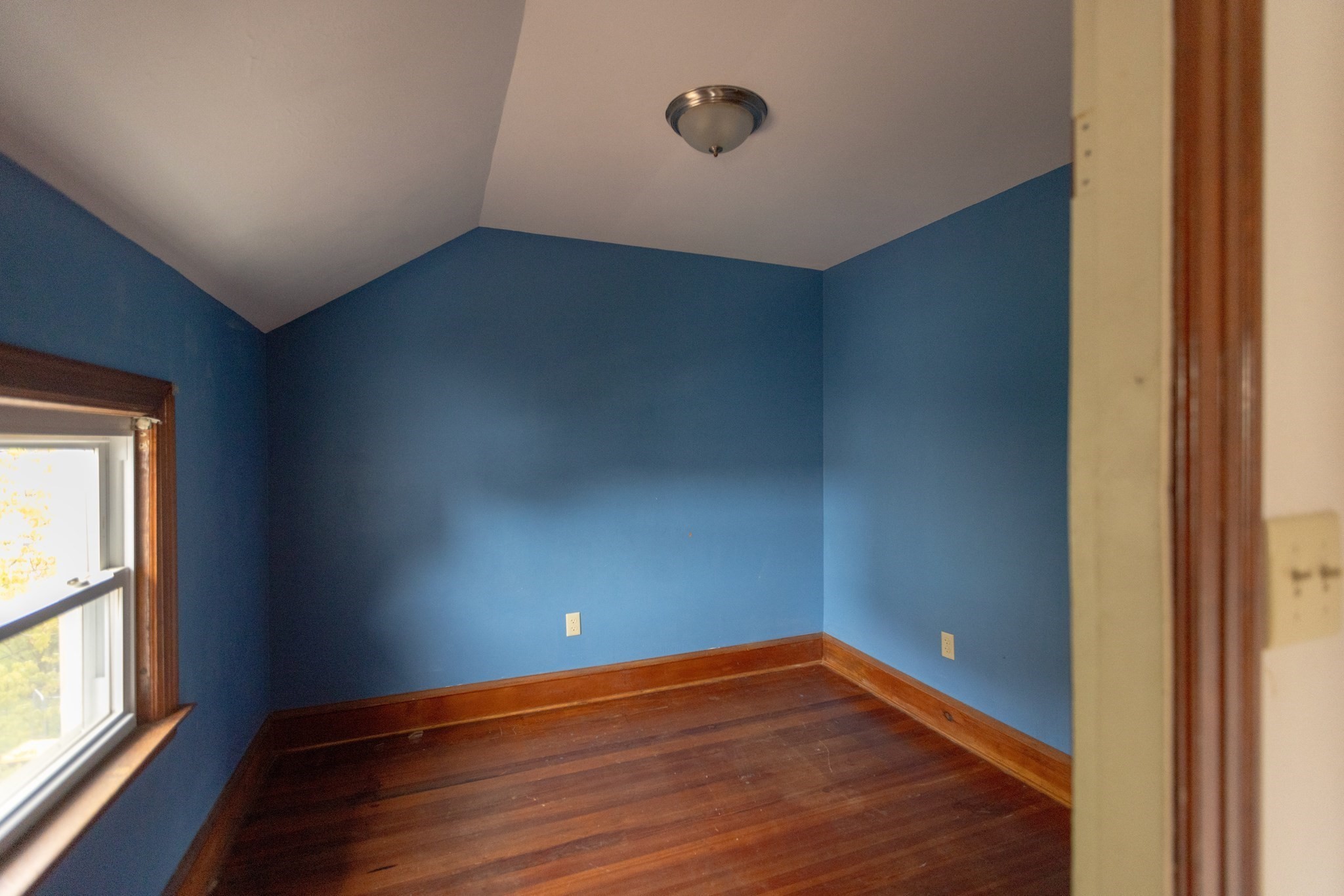 518 Snell St Property Photo 19